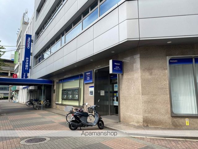 銀行　（株）みずほ銀行／大阪東支店（銀行）まで105m