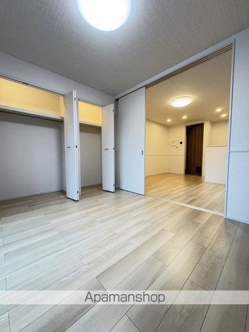 フィオーレカーサの居間写真