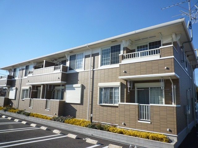 プラシード白井A