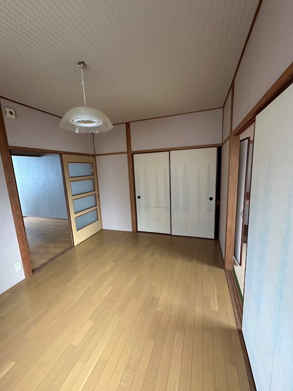 阿部アパートの居間写真