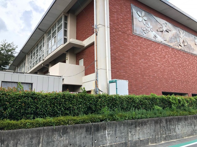 小学校　各務原市立那加第一小学校（小学校）まで528m