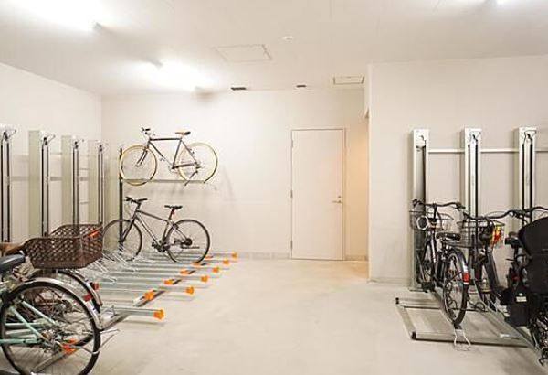 駐車場　駐輪場です