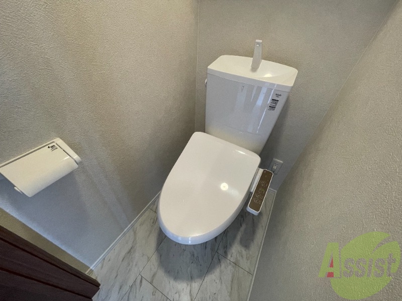 トイレ　トイレは温水洗浄便座が付いているのがいいですね。