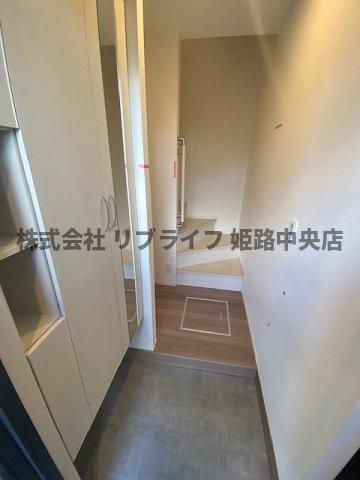 玄関　収納もある玄関です