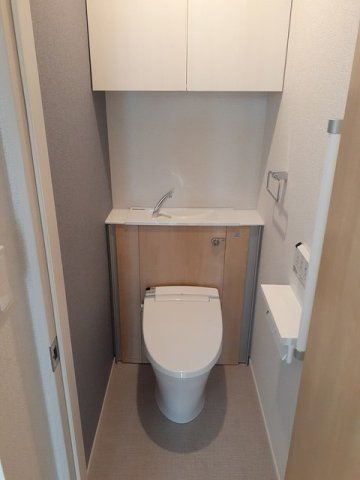 トイレ　ゆったりとした空間のトイレです