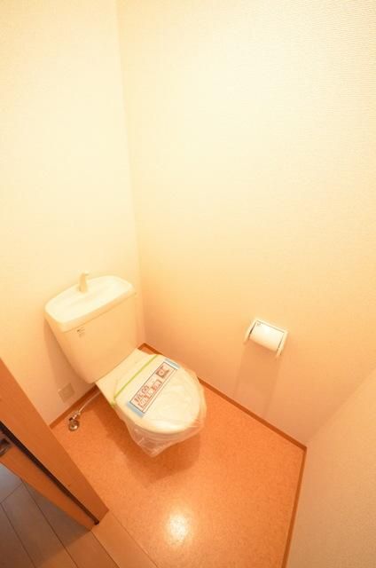 トイレ　★お部屋探しは株式会社タウンハウジング東京まで★