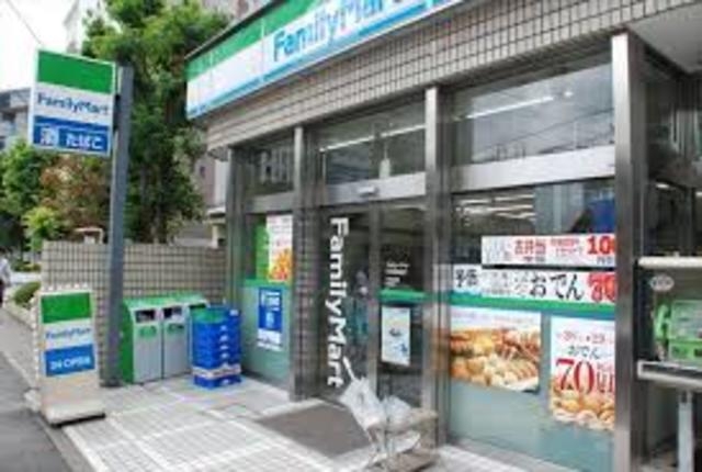 コンビニ　ファミリーマート乃木坂駅前店（コンビニ）まで283m