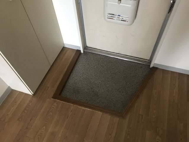 メゾンTの玄関写真