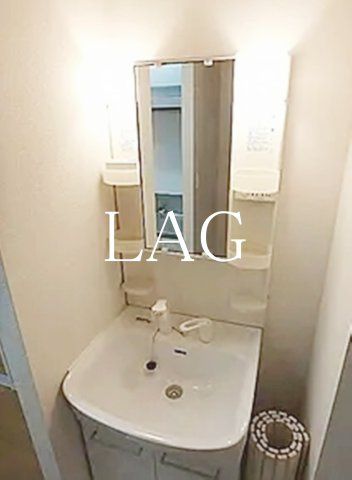 洗面設備　洗面台です。