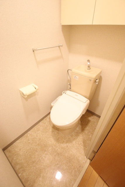フラット大須のトイレ写真