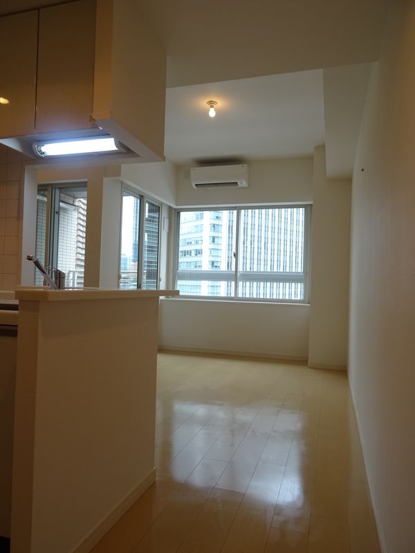 居室・リビング　※別部屋の参考写真です。