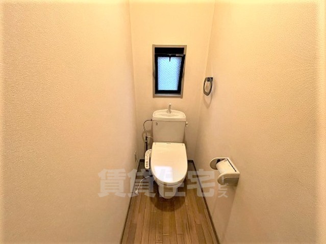 ＪＲ片町線 津田駅 徒歩16分 2階建 築27年のトイレ写真