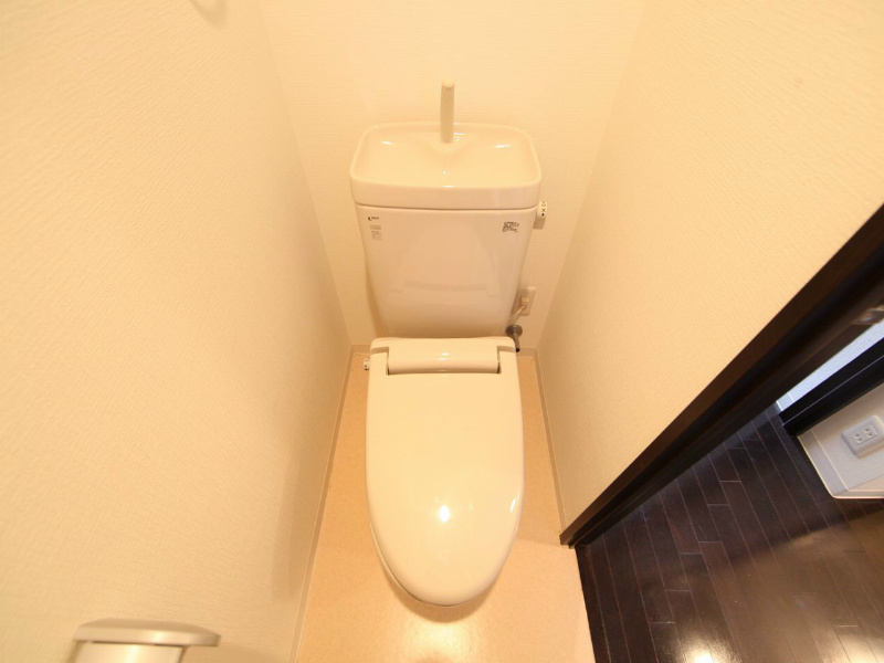 地下鉄名城線 金山駅 徒歩8分 12階建 築19年のトイレ写真