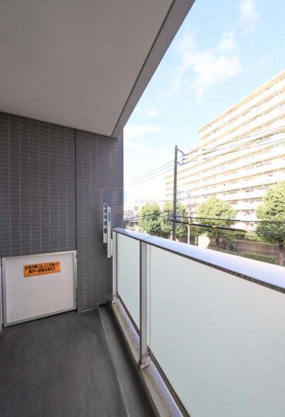 バルコニー　うれしいバルコニー付き！