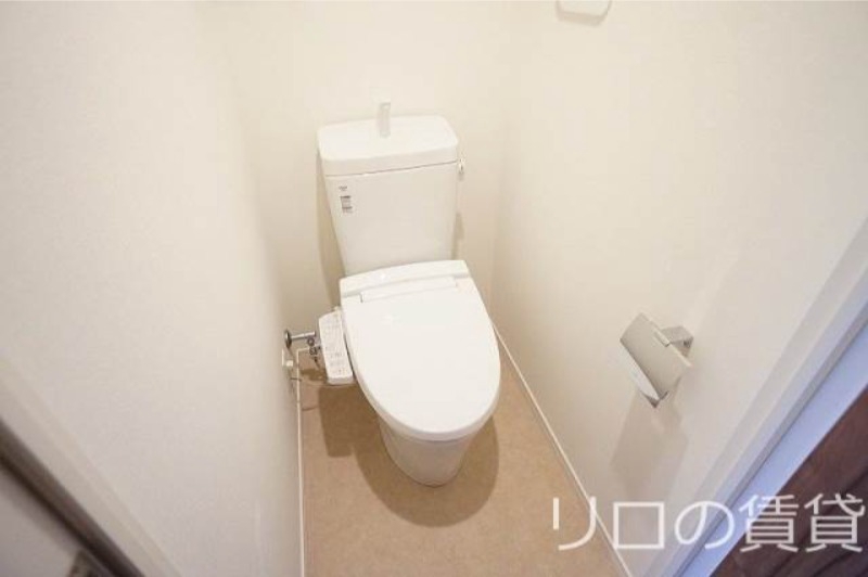 グランフォーレ千早マークスクエア ウエストウイングのトイレ写真
