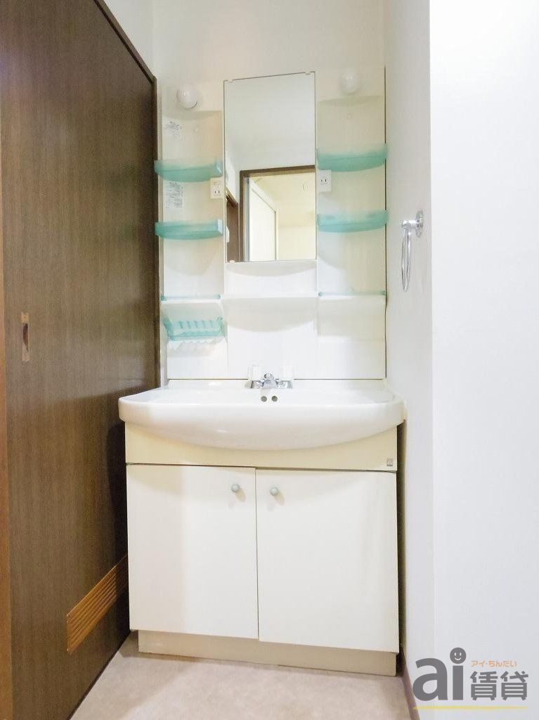 洗面設備　※同仕様写真です