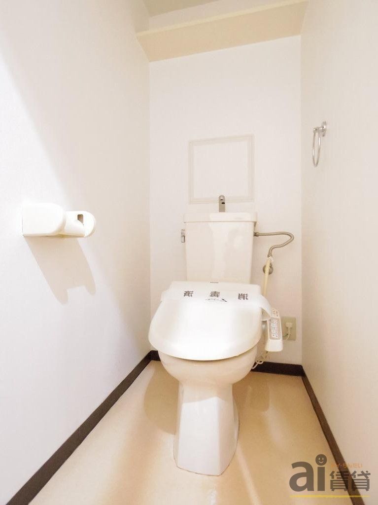 トイレ　※同仕様写真です