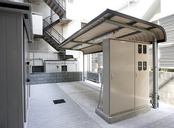 東京メトロ東西線 神楽坂駅 徒歩5分 10階建 築17年の外観写真
