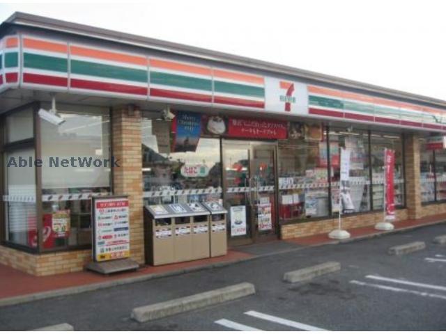 コンビニ　セブンイレブン高浜呉竹町店（コンビニ）まで390m