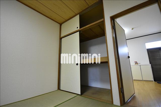 収納　天袋もある広い収納