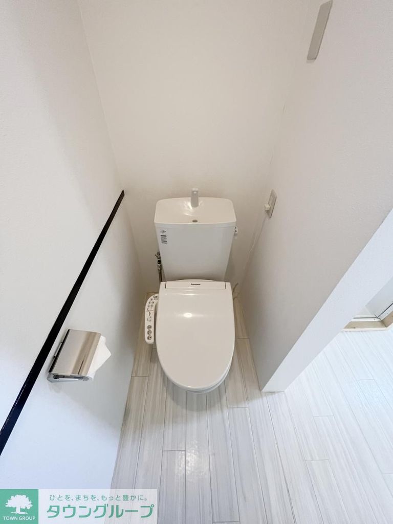京急本線 雑色駅 徒歩8分 2階建 築64年のトイレ写真