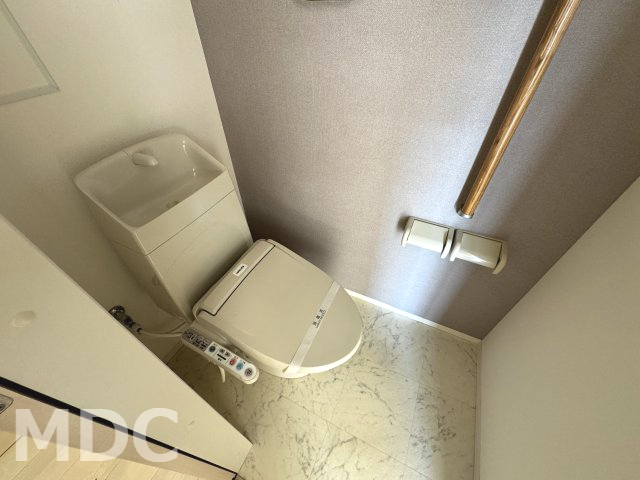 ＪＲ高徳線 佐古駅 徒歩23分 2階建 築11年のトイレ写真