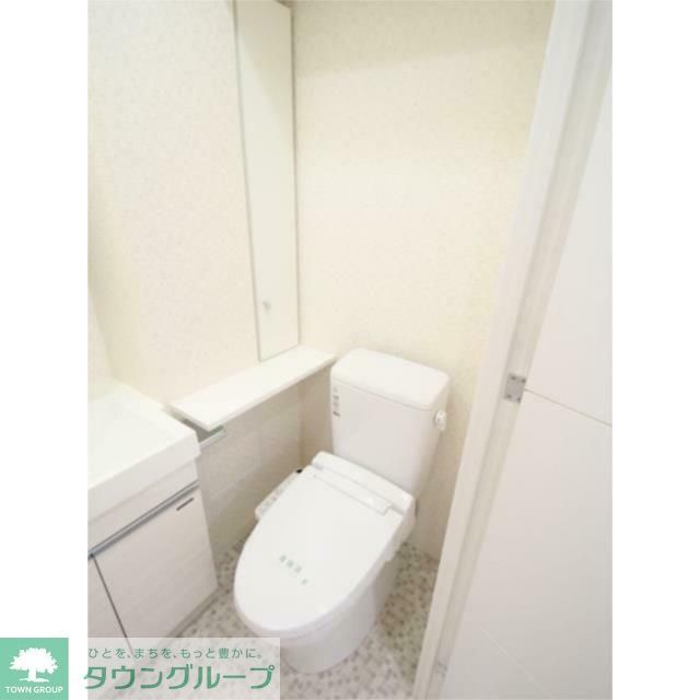 トイレ　※同間取り別室参考写真