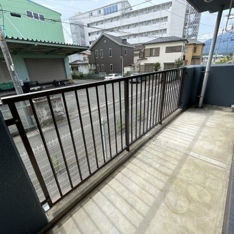 バルコニー　現況優先