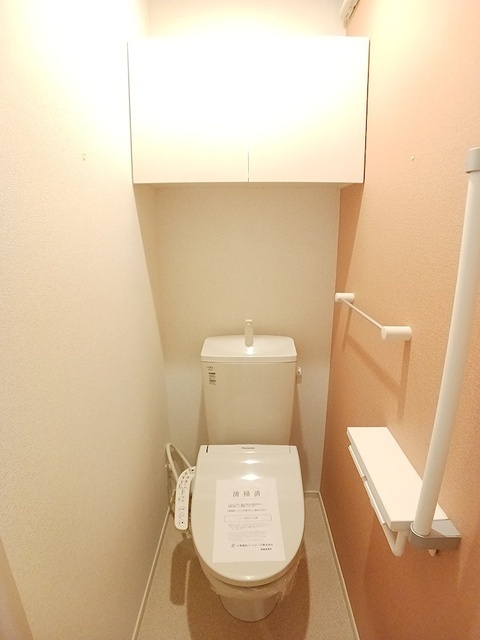 カナディ-ルIIのトイレ写真