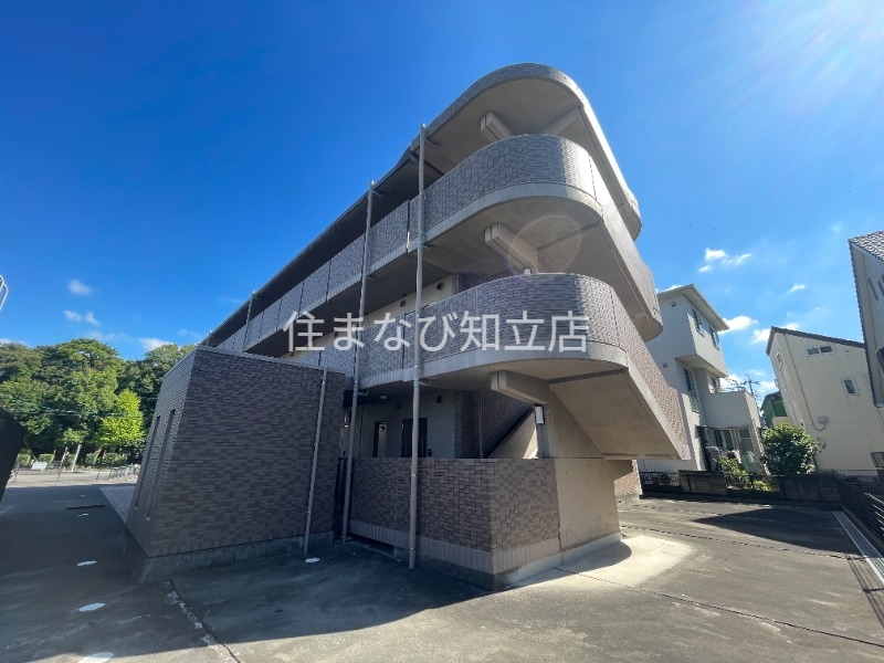 フロリーアート宮前の外観写真