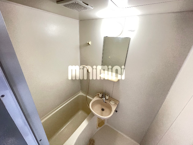バス・シャワールーム　お風呂とトイレ別々