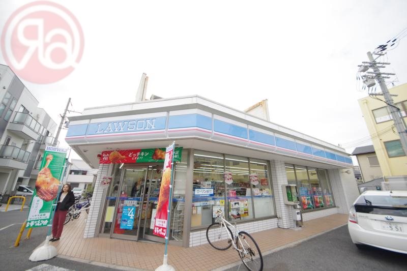 コンビニ　ローソン花園本町2丁目店（コンビニ）まで67m