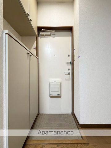 小田急江ノ島線 東林間駅 徒歩7分 2階建 築28年の玄関写真