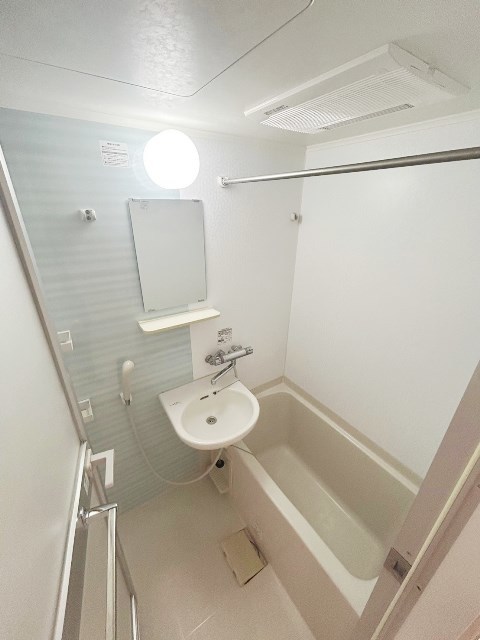 バス・シャワールーム　別部屋同仕様タイプ