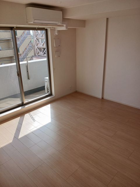 West Groveの内装写真