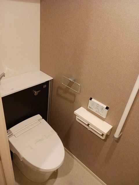 West Groveのトイレ写真