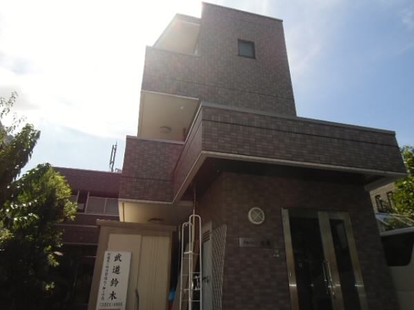京王線 明大前駅 徒歩5分 築26年