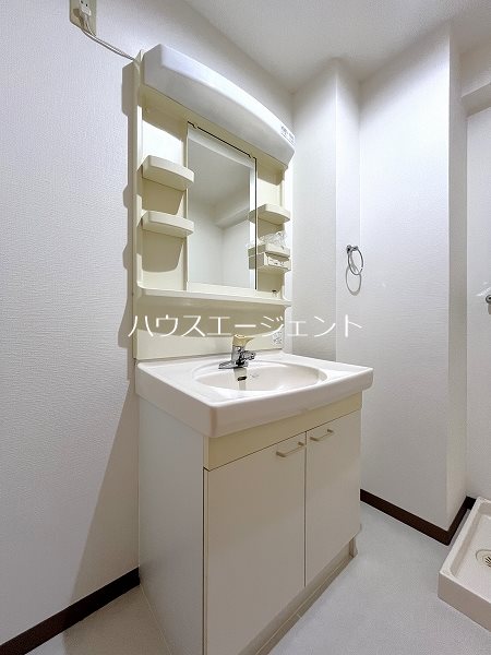 洗面設備　洗面台です※参考画像