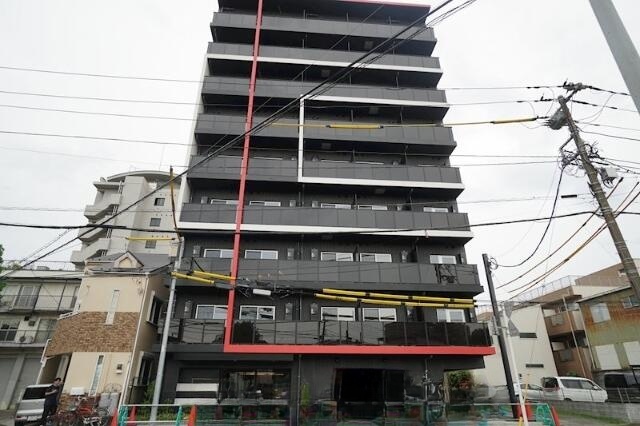 建物外観　外観タイル張りです