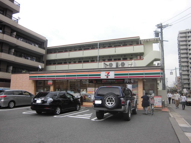 コンビニ　セブンイレブン名古屋平針3丁目店（コンビニ）まで211m