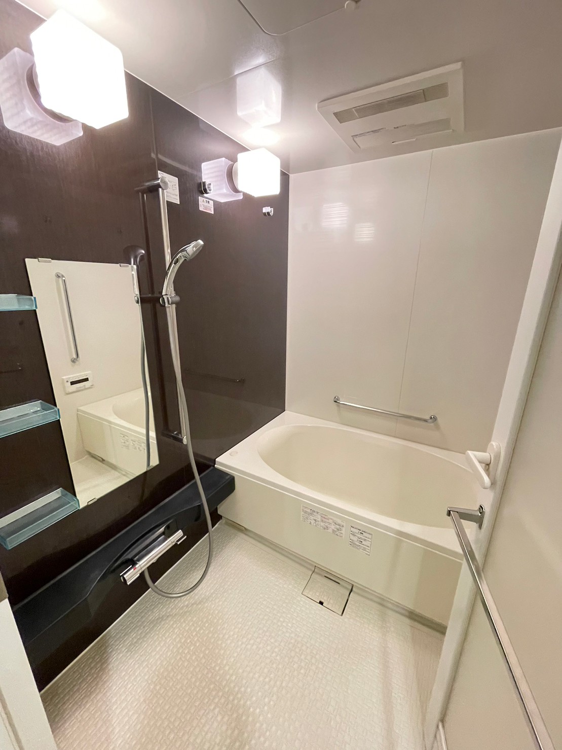 バス・シャワールーム