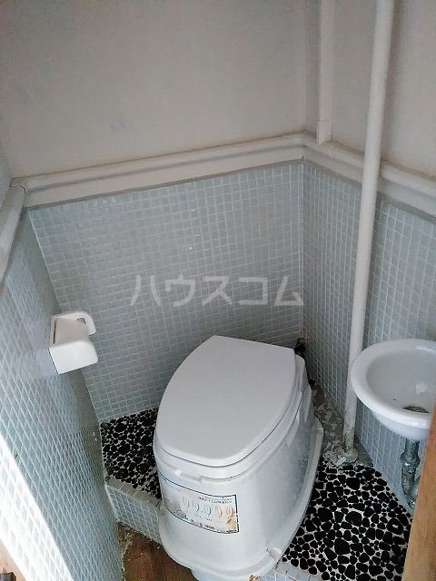 【つがね荘のトイレ】