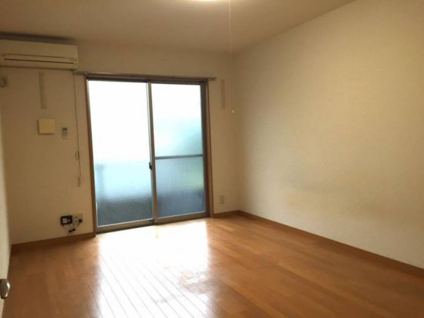 居室・リビング　居間です