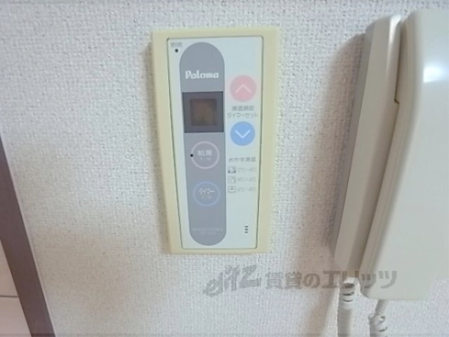 その他設備　給湯器リモコン