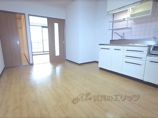 居室・リビング　リビング