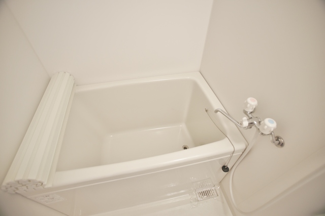 バス・シャワールーム　バスです