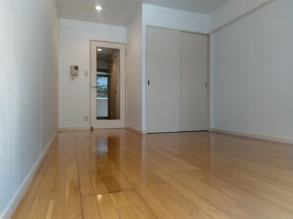 居室・リビング　広々としたお部屋です☆