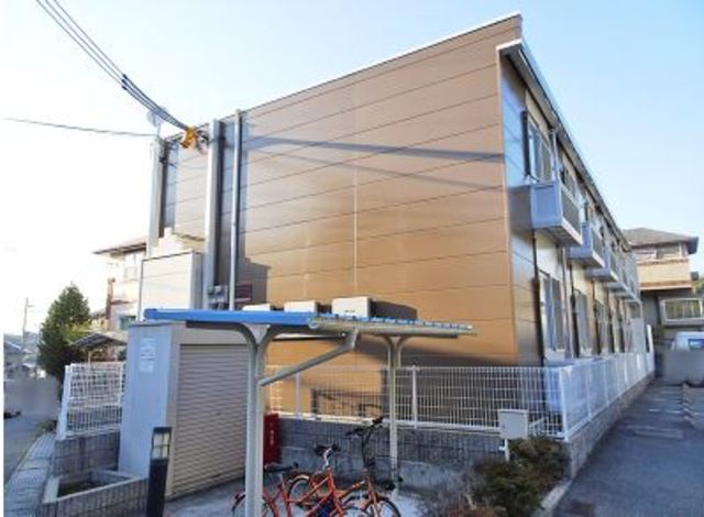 神戸市須磨区多井畑南町のアパートの建物外観