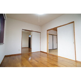 居室・リビング　居室