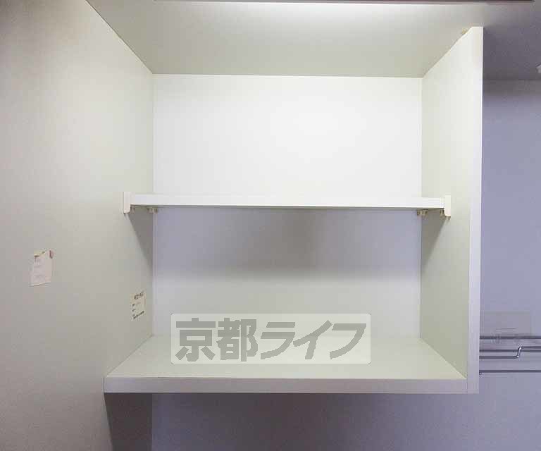 収納　収納付きのキッチンです